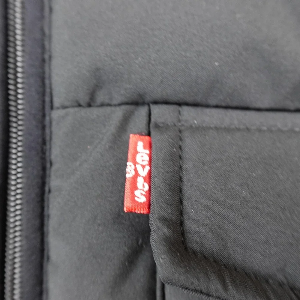 NEW Levis Jacket Mens M Black Insulated Hooded Full Zip Puffer Coat Quilted Work